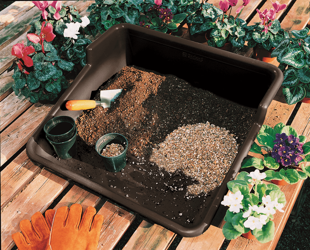Black Tidy Tray with Stainless Steel Trowel and Cultivator - Image 2