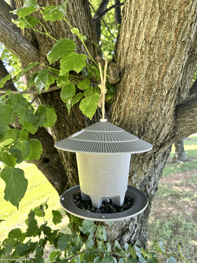 Deluxe Round Bird Feeder - Straw - Image 4