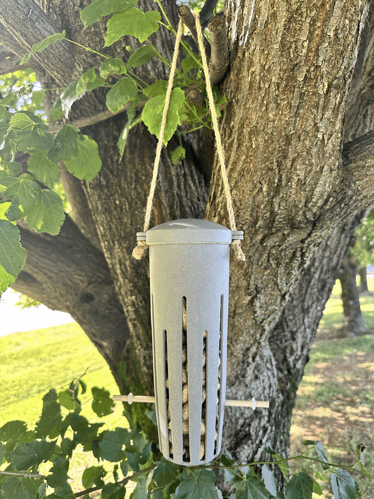 Peanut Feeder - Straw - Image 5